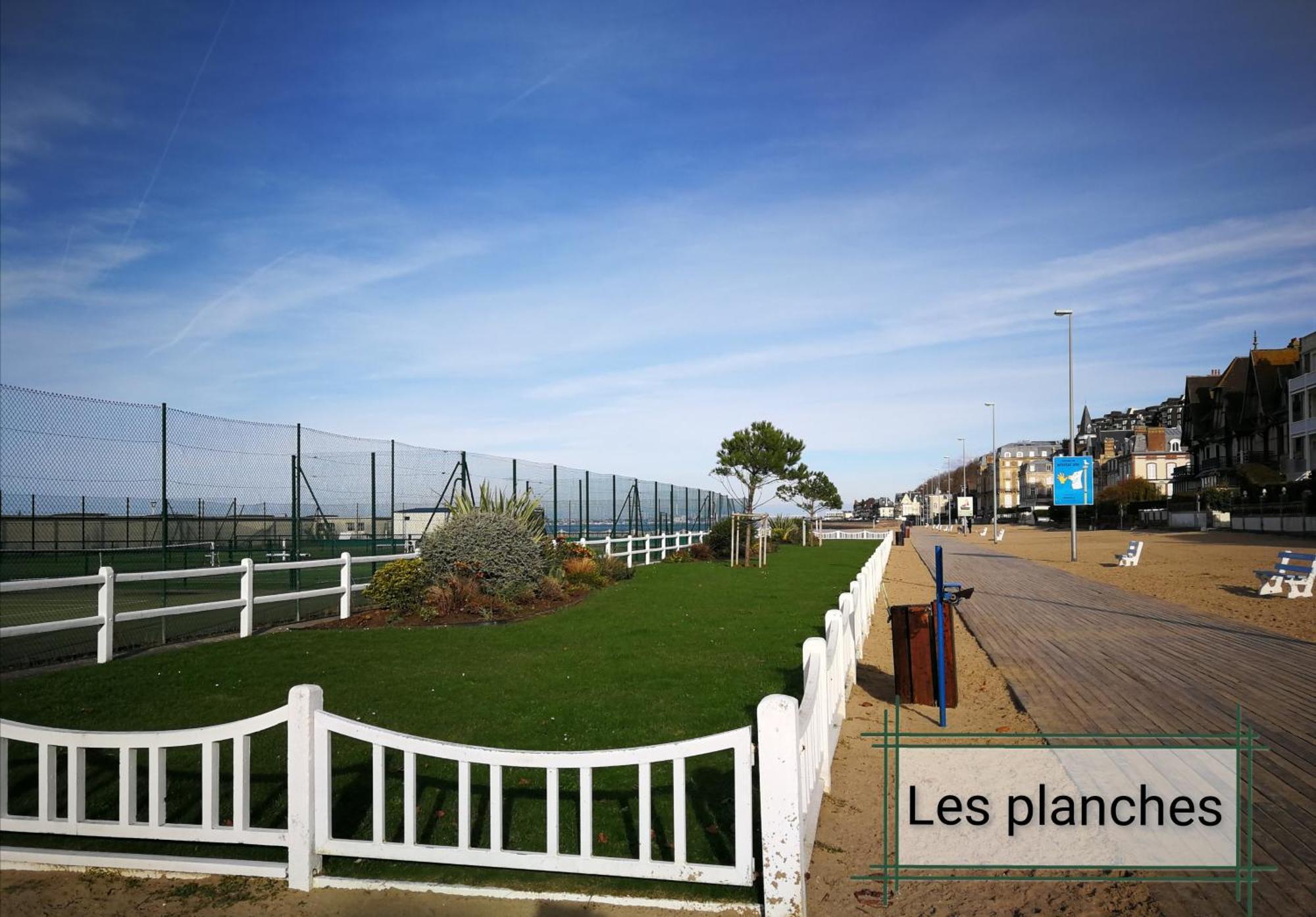 Study Du Pecheur Apartment Trouville-sur-Mer Exterior photo